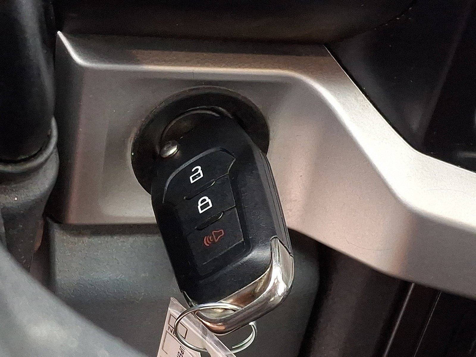 Certified 2025 Ford F250 XLT image 13