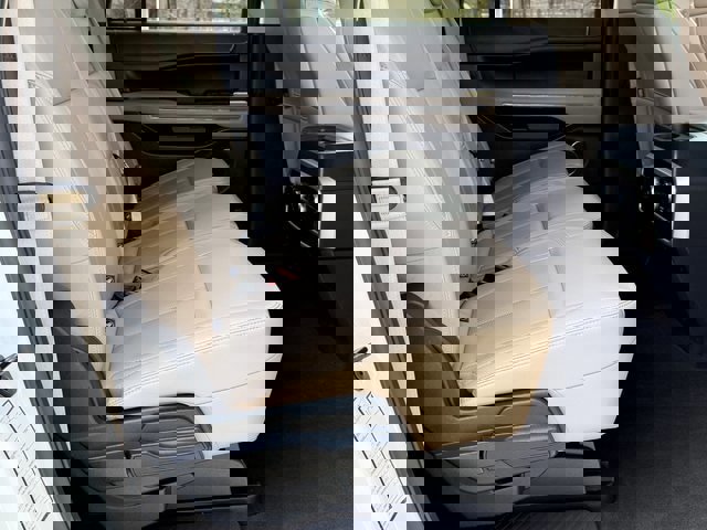 Certified 2024 Ford Expedition Max XLT image 16