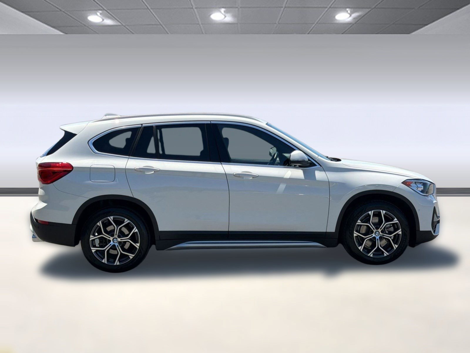 Used 2022 BMW X1 xDrive28i w/ Convenience Package AWD/4WD image 8