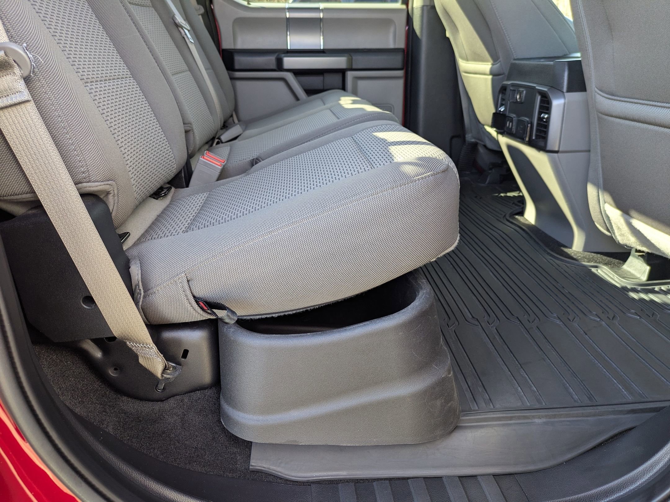 Certified 2019 Ford F150 XLT w/ Equipment Group 302A Luxury image 33