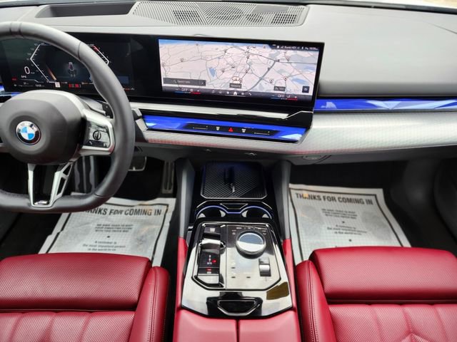 Used 2024 BMW 540i xDrive w/ Premium Package image 12