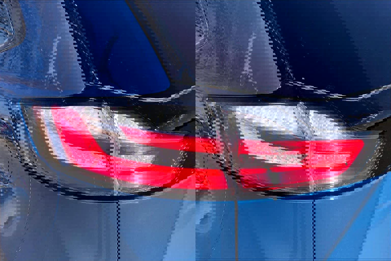 Certified 2020 Ford Edge ST image 28