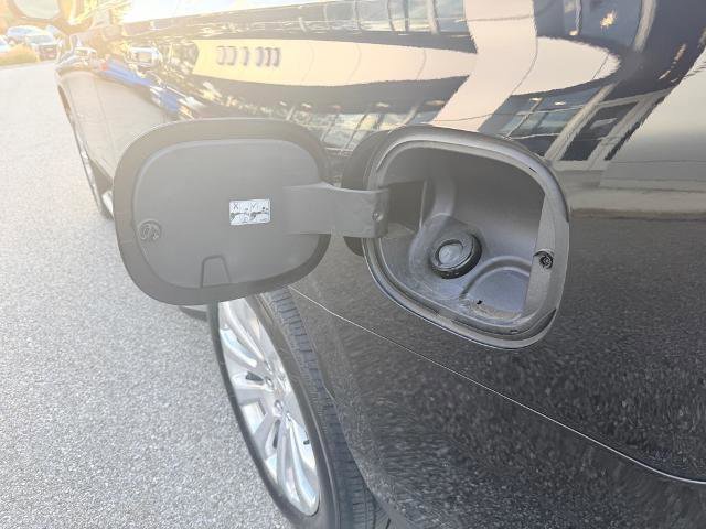 Used 2024 Chevrolet Tahoe Premier image 13