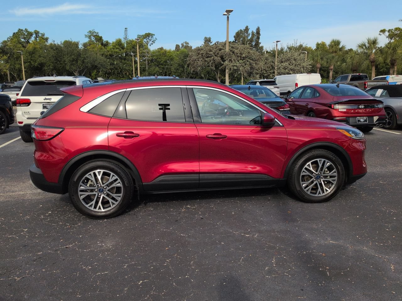 Certified 2021 Ford Escape SEL w/ Technology Package FWD image 3