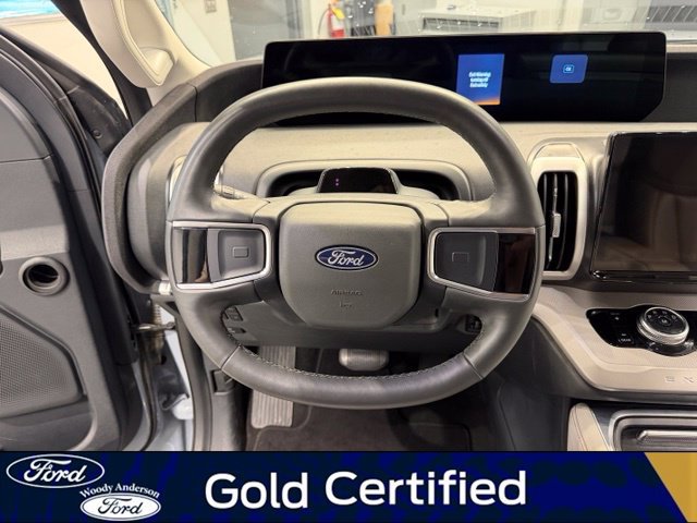 Certified 2025 Ford Expedition Active AWD/4WD image 10