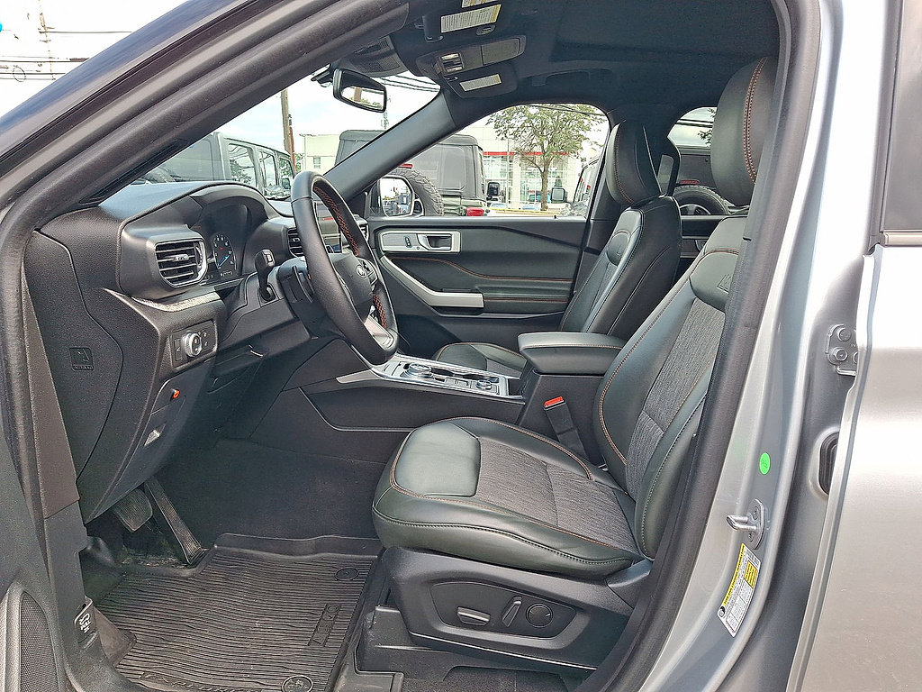 Certified 2022 Ford Explorer Timberline w/ Timberline Technology Package AWD/4WD image 17