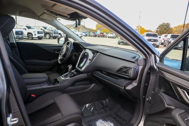 Used 2025 Subaru Outback Premium image 34