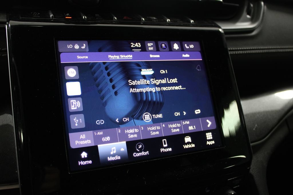 Used 2022 Jeep Grand Cherokee Altitude RWD image 37