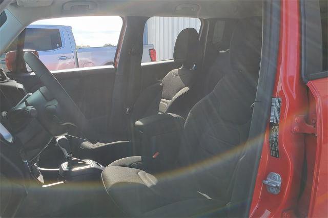 Used 2021 Jeep Renegade Latitude image 11