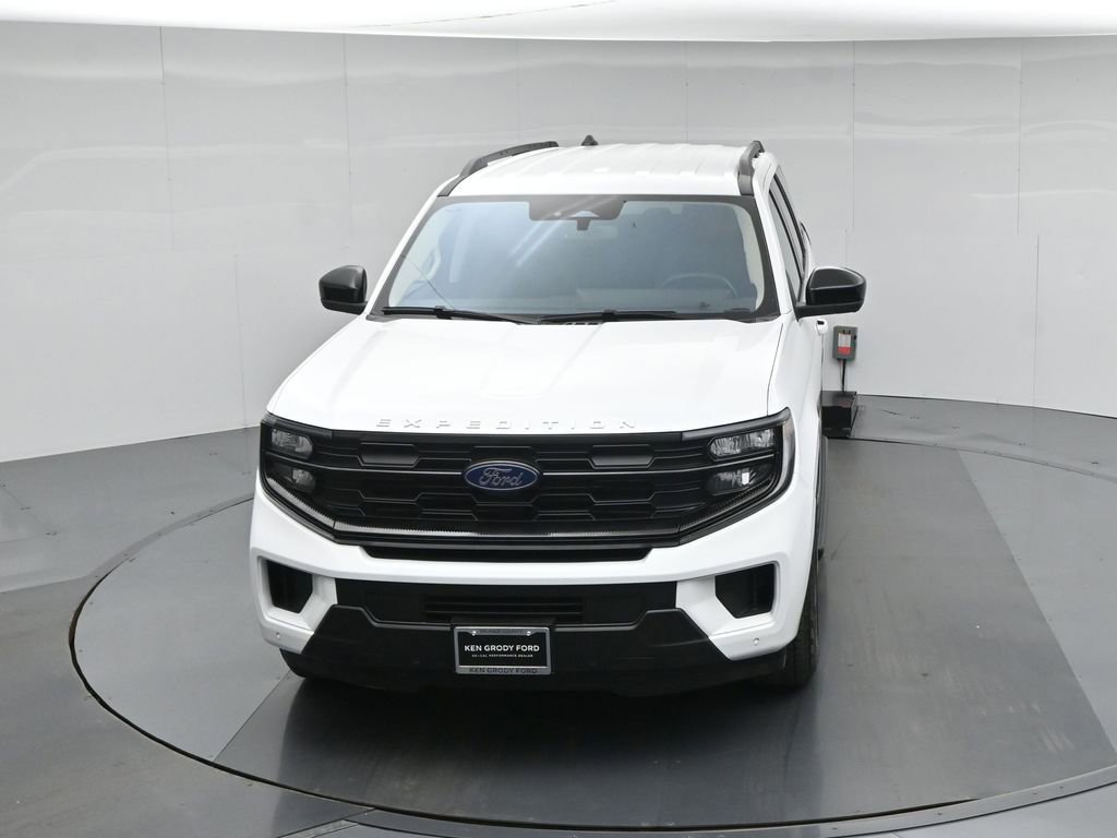 Certified 2025 Ford Expedition Active AWD/4WD image 42