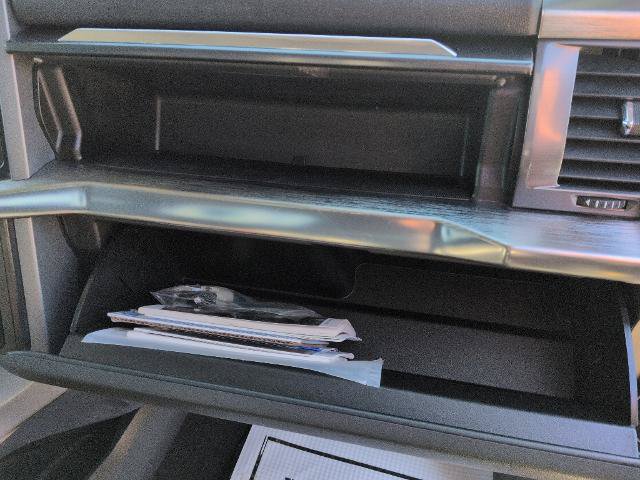 Certified 2021 Ford F150 Lariat AWD/4WD image 35