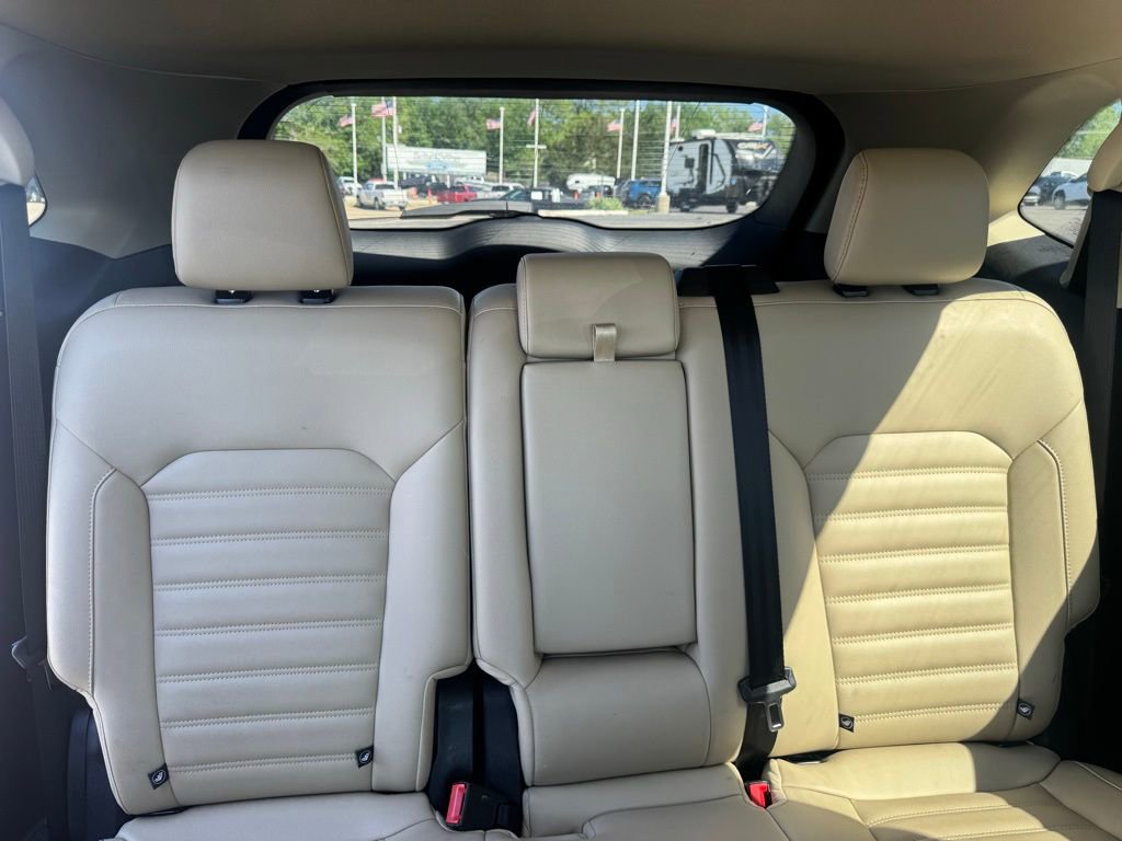 Certified 2024 Ford Edge SEL image 9