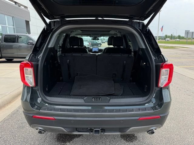 Certified 2023 Ford Explorer XLT w/ Equipment Group 202A AWD/4WD image 44