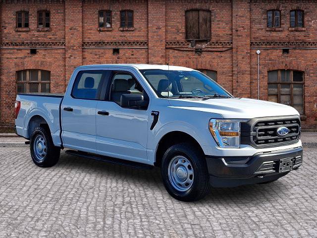 Certified 2022 Ford F150 XL w/ Trailer Tow Package AWD/4WD image 3
