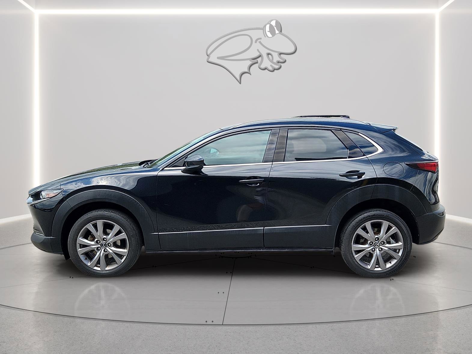 Used 2020 MAZDA CX-30 AWD w/ Premium Package image 2