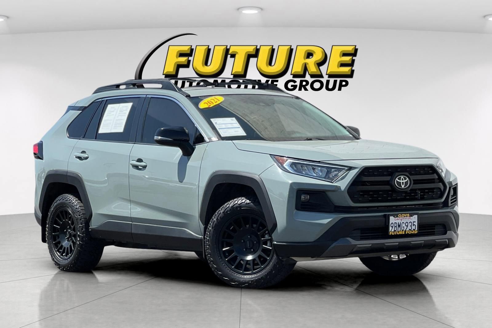 Used 2021 Toyota RAV4 TRD Off-Road w/ TRD Off-Road Weather Package AWD/4WD image 7