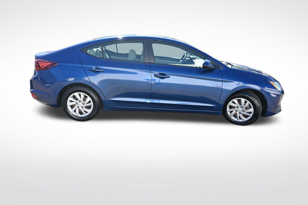 Used 2020 Hyundai Elantra SE FWD image 43