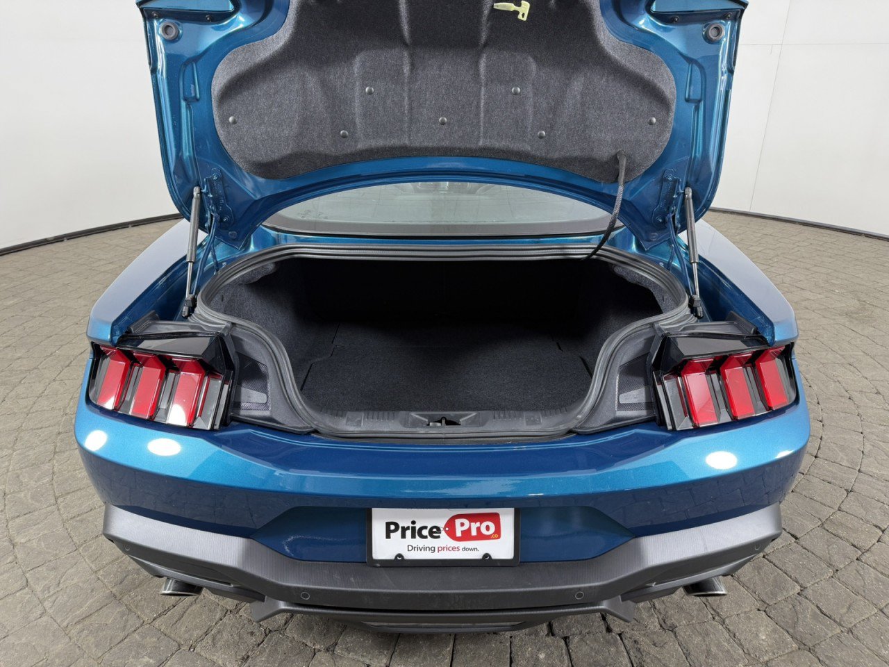 Certified 2026 Ford Mustang Coupe RWD image 6