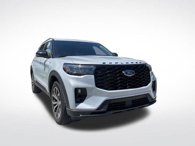 Certified 2026 Ford Explorer ST-Line AWD/4WD image 2