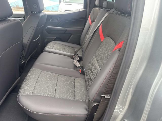 Used 2024 Chevrolet Colorado Z71 image 15