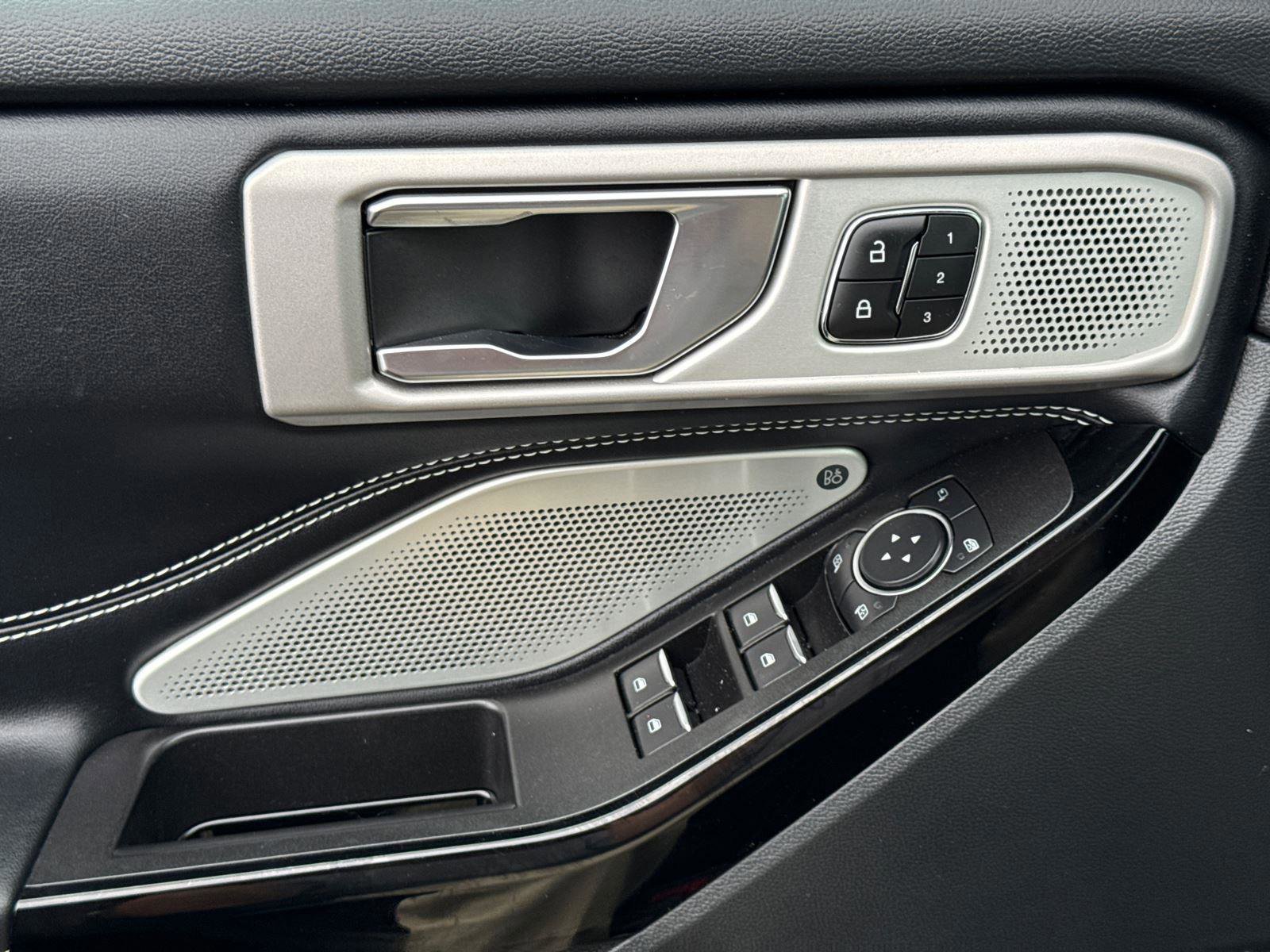 Certified 2022 Ford Explorer ST image 29