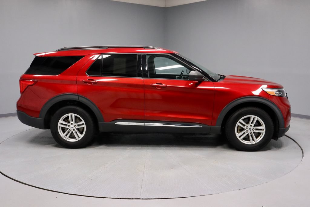 Certified 2021 Ford Explorer XLT AWD/4WD image 12