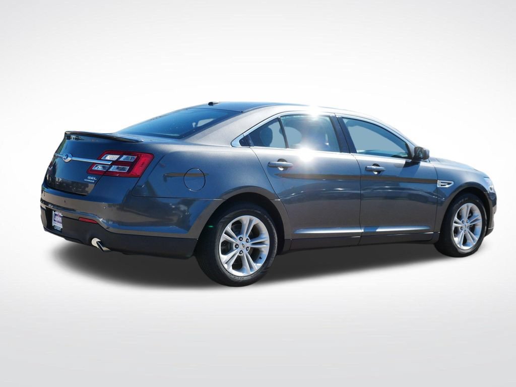 Certified 2018 Ford Taurus SEL w/ Equipment Group 201A FWD image 3