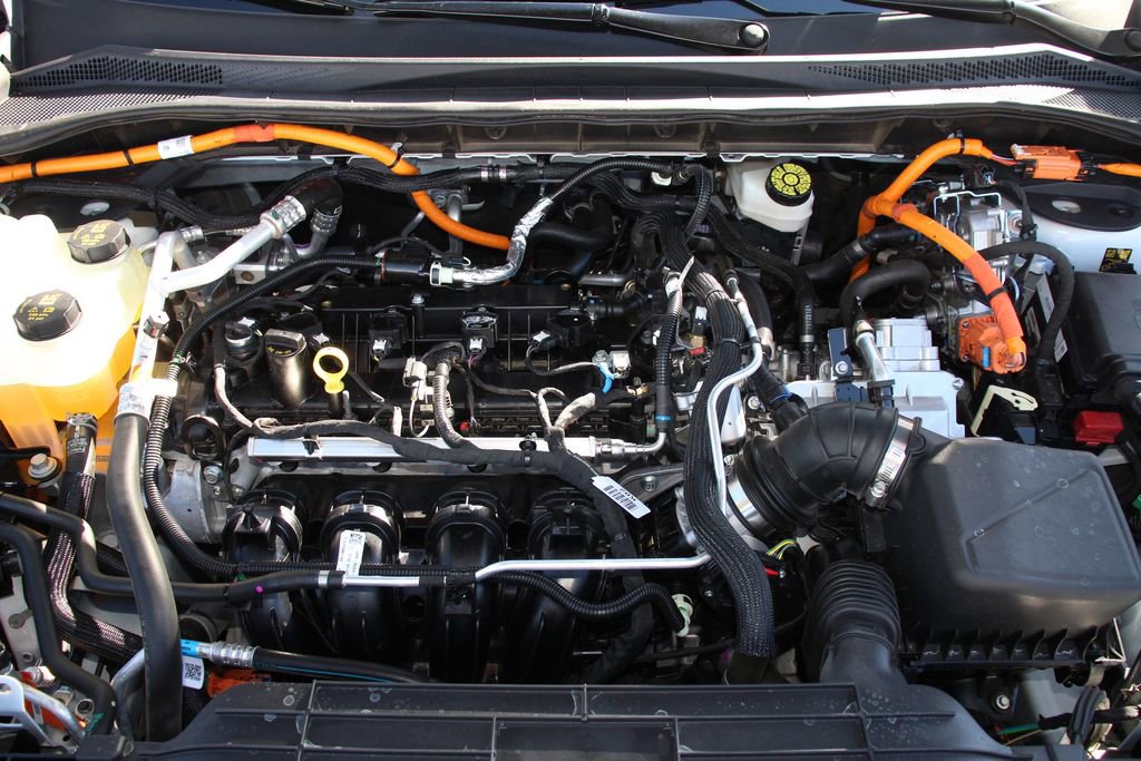 Certified 2023 Ford Escape SE w/ PHEV Premium Package FWD image 29