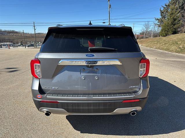 Certified 2022 Ford Explorer Limited w/ Equipment Group 301A image 4