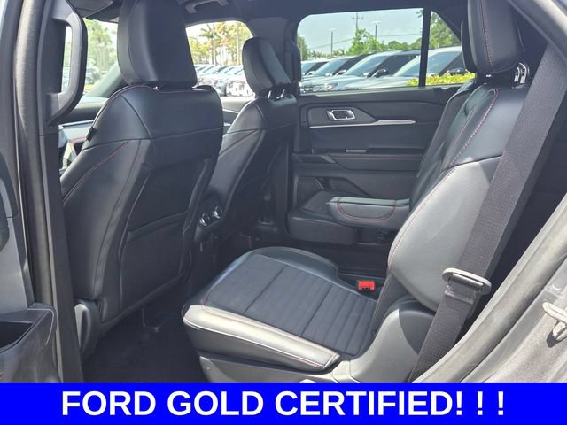 Certified 2025 Ford Explorer ST-Line AWD/4WD image 11