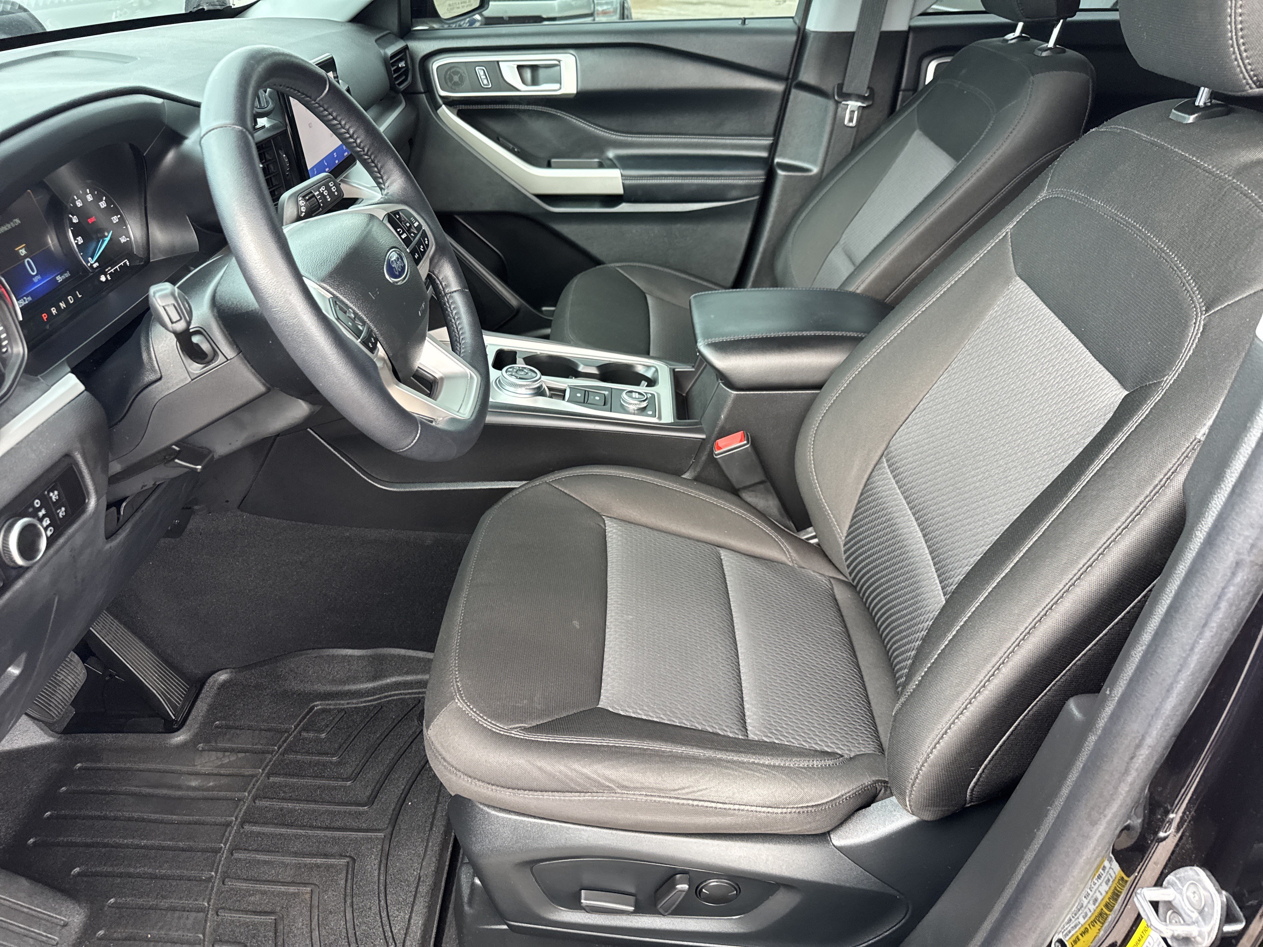 Certified 2023 Ford Explorer XLT AWD/4WD image 10