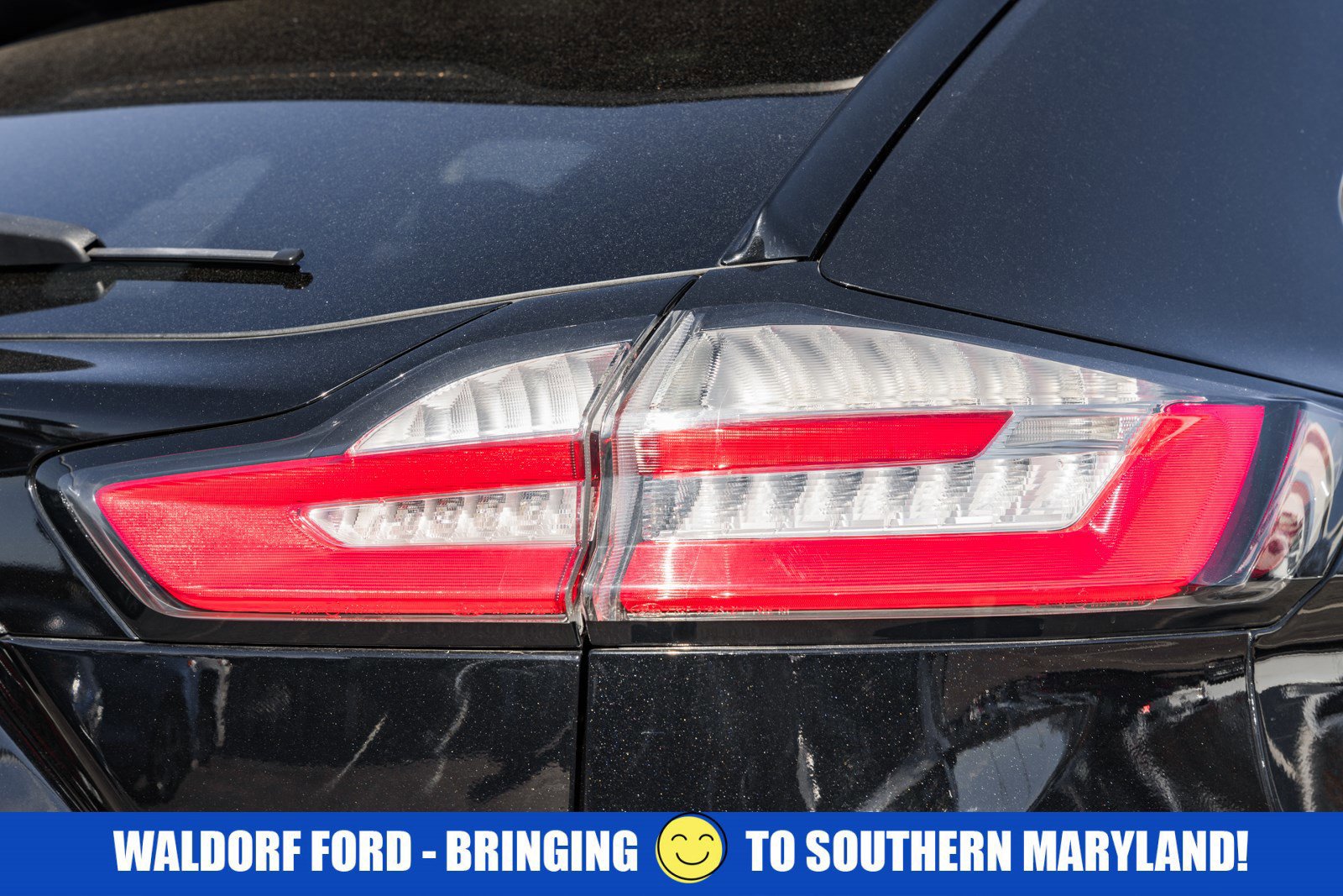 Certified 2020 Ford Edge Titanium w/ Equipment Group 301A image 7