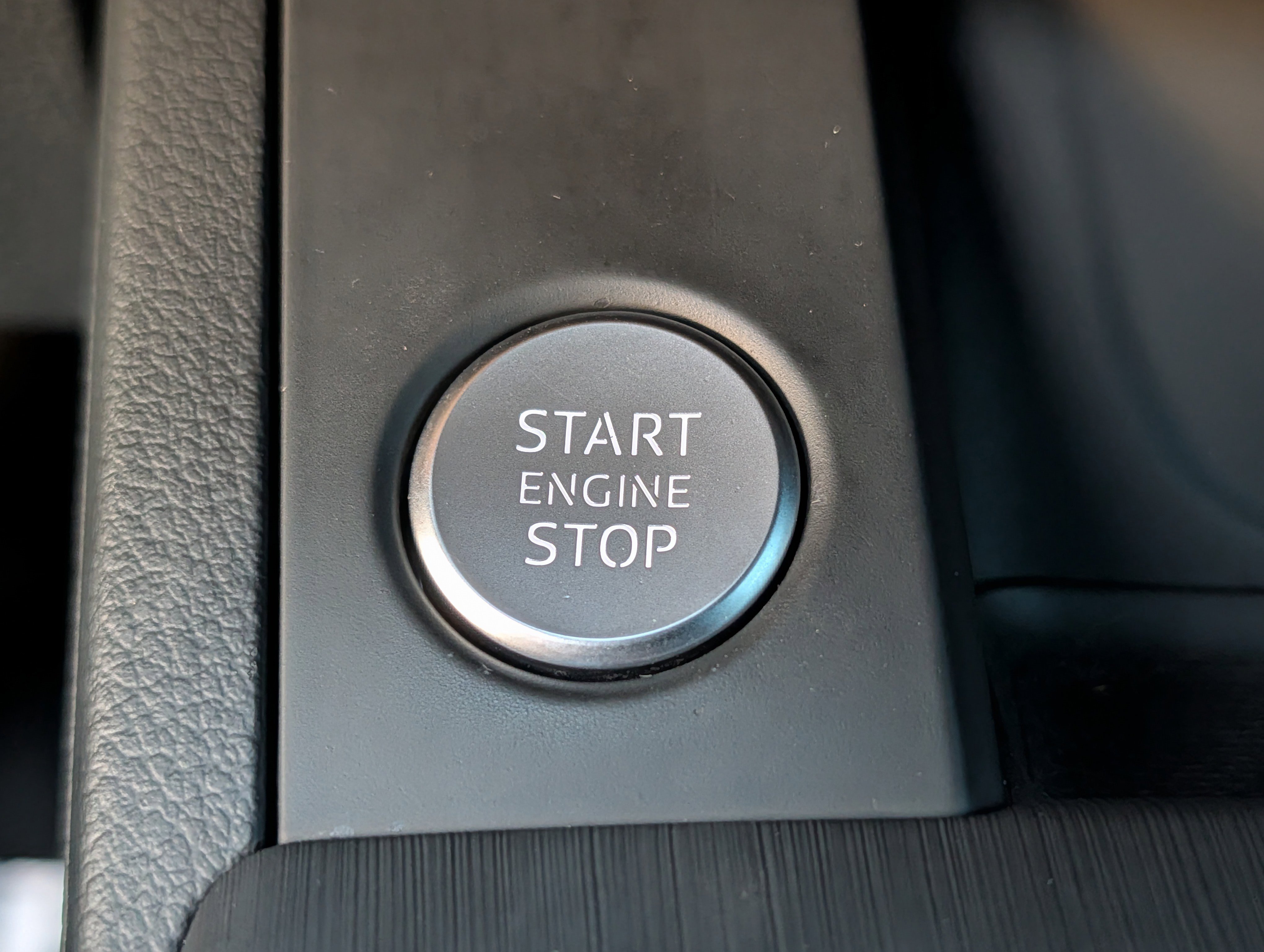 Used 2018 Audi A4 2.0T Ultra Premium Plus w/ Premium Plus Package FWD image 28