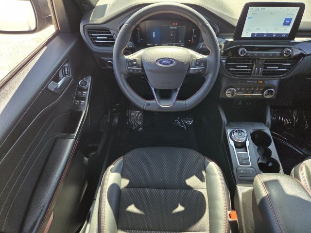 Certified 2025 Ford Escape ST-Line FWD image 14