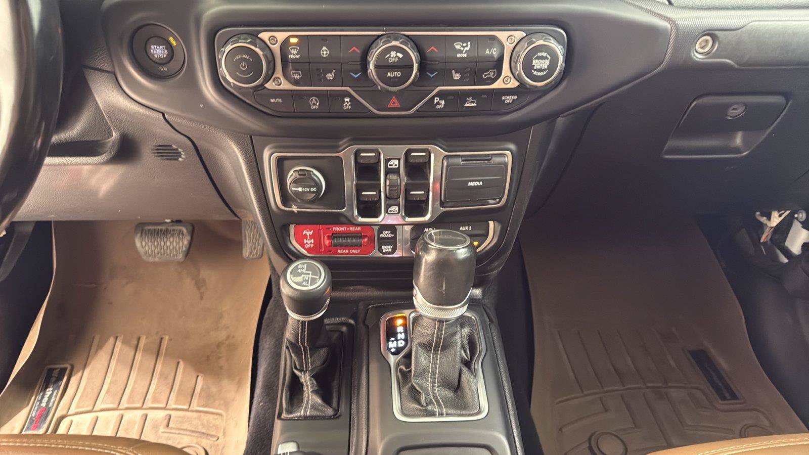 Used 2020 Jeep Gladiator Rubicon AWD/4WD image 27