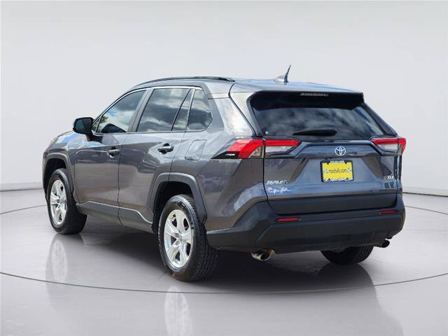 Used 2021 Toyota RAV4 XLE FWD image 4
