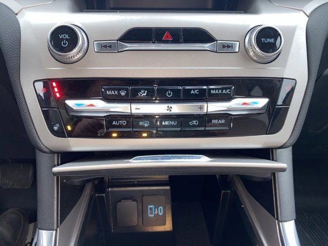 Certified 2022 Ford Explorer XLT w/ Equipment Group 202A image 13