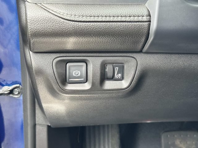 Used 2023 GMC Acadia SLT FWD image 20