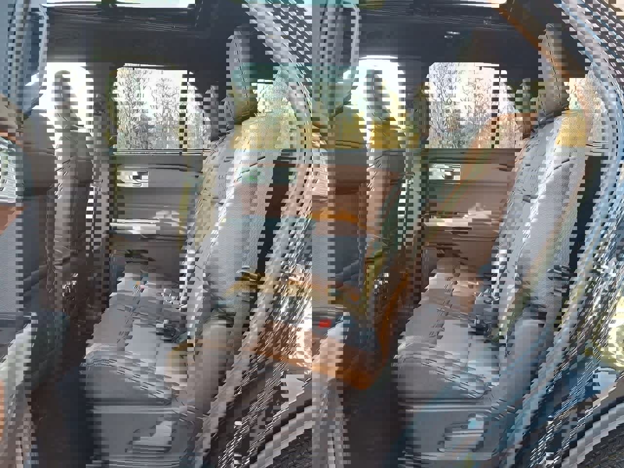 Certified 2021 Ford Explorer King Ranch w/ Premium Technology Package image 26