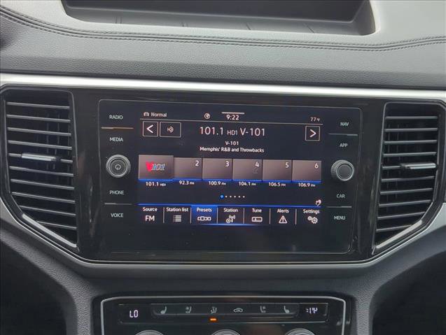 Used 2021 Volkswagen Atlas SEL Premium image 13