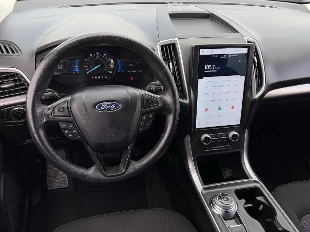 Certified 2024 Ford Edge SE w/ Black Appearance Package AWD/4WD image 13