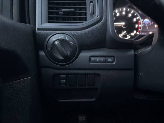 Used 2021 Nissan Titan S w/ S Utility Package image 16