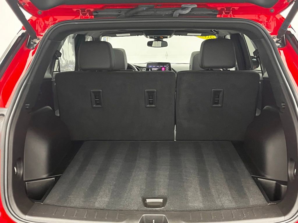 Used 2024 Chevrolet Blazer RS w/ Enhanced Convenience Package image 11