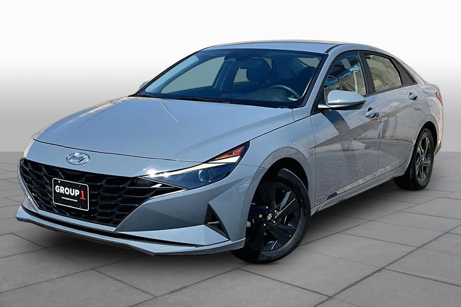 Used 2023 Hyundai Elantra SEL FWD image 35