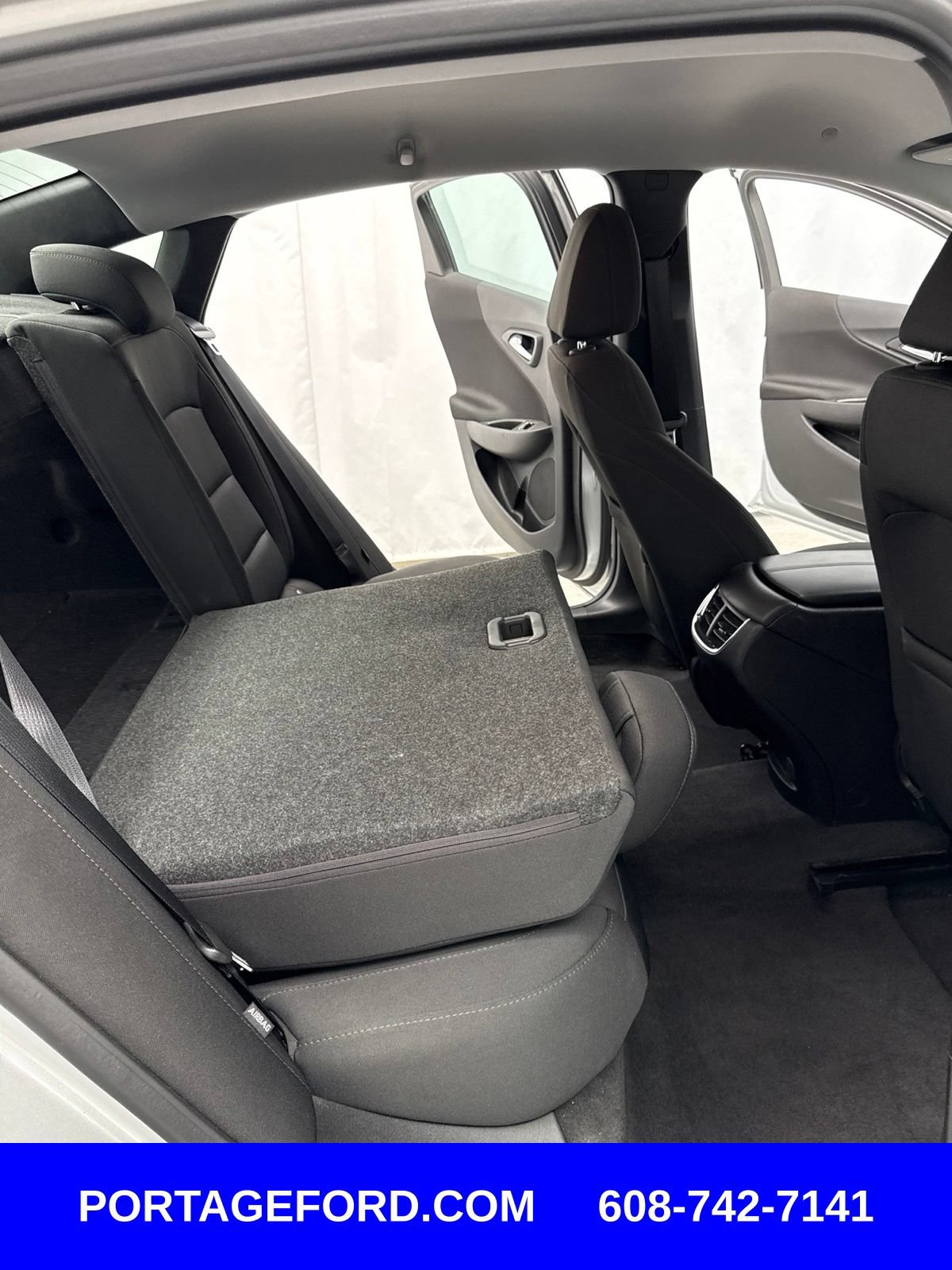 Used 2018 Chevrolet Malibu LT FWD image 31