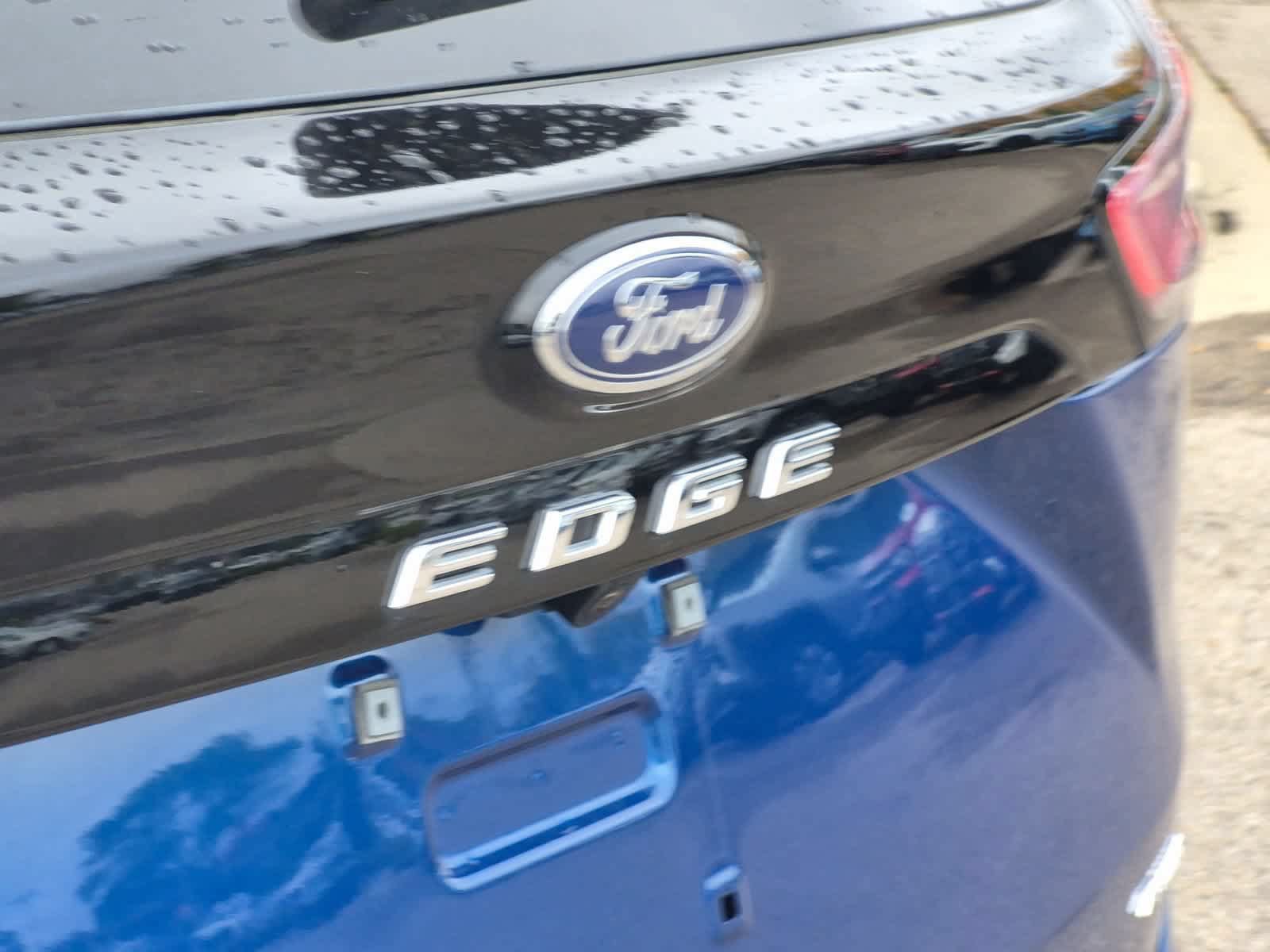 Certified 2024 Ford Edge SEL w/ Convenience Package AWD/4WD image 13