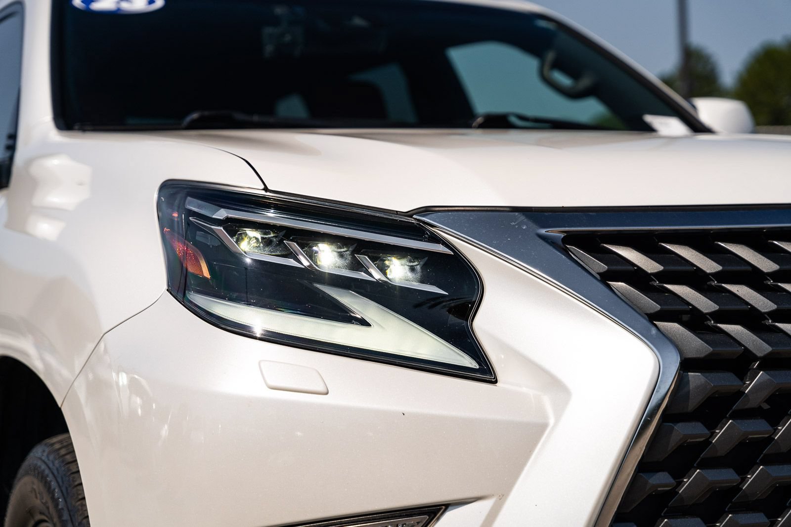 Used 2023 Lexus GX 460 Premium w/ Premium Package AWD/4WD image 10