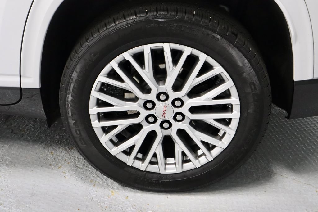 Used 2024 GMC Acadia Denali w/ LPO, Floor Liner Package FWD image 20