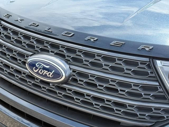 Certified 2023 Ford Explorer XLT w/ Equipment Group 202A AWD/4WD image 26