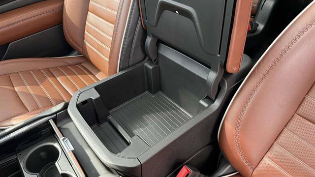 Used 2023 GMC Yukon Denali Ultimate AWD/4WD image 20